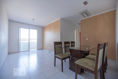 Sala de apartamento para alugar com 2 quartos, 75m² em Jardim da Fonte, Jundiaí