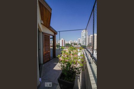 Apartamento para alugar com 104m², 2 quartos e 2 vagasVaranda