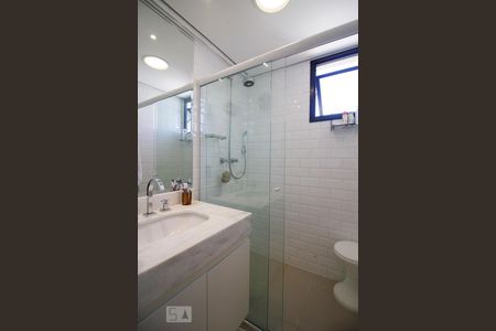 Apartamento para alugar com 104m², 2 quartos e 2 vagasBanheiro da Suíte