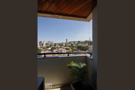 Varanda de apartamento à venda com 2 quartos, 104m² em Vila Ipojuca, São Paulo