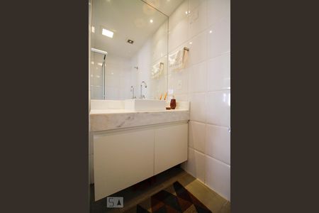 Apartamento para alugar com 104m², 2 quartos e 2 vagasBanheiro 2° Piso