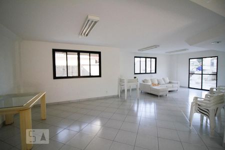 Apartamento para alugar com 104m², 2 quartos e 2 vagasSalão de Festas