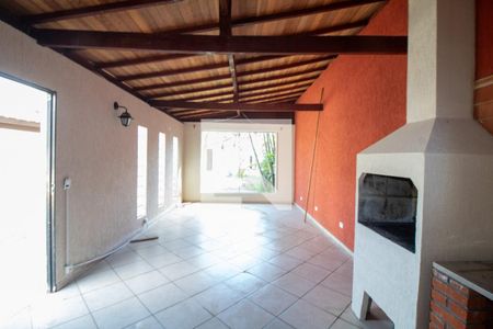 Casa para alugar com 500m², 4 quartos e 2 vagasChurrasqueira