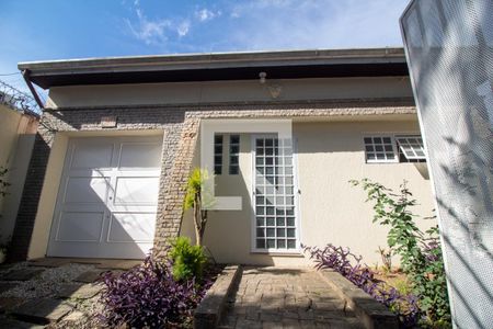 Casa para alugar com 500m², 4 quartos e 2 vagasFachada