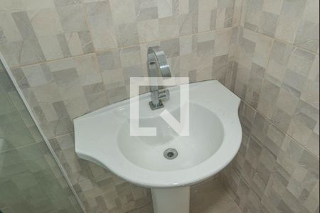 Banheiro 1 de casa para alugar com 4 quartos, 500m² em Vila Cordeiro, São Paulo