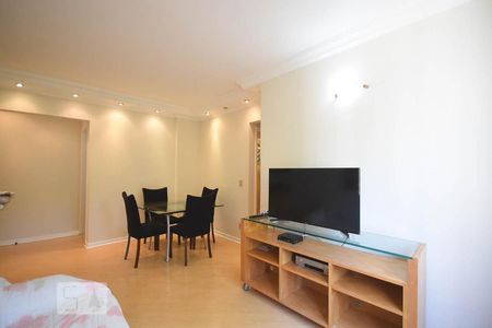 Sala de apartamento para alugar com 3 quartos, 70m² em Vila Andrade, São Paulo