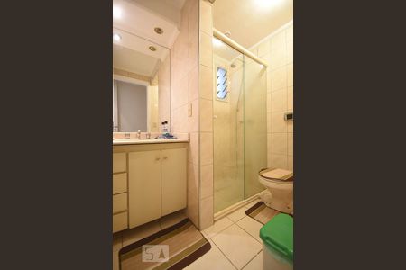 Banheiro de apartamento para alugar com 3 quartos, 70m² em Vila Andrade, São Paulo