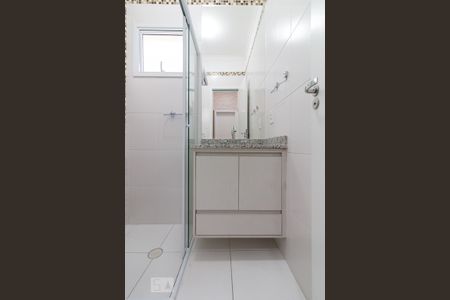 Apartamento à venda com 106m², 3 quartos e 2 vagasBanheiro social