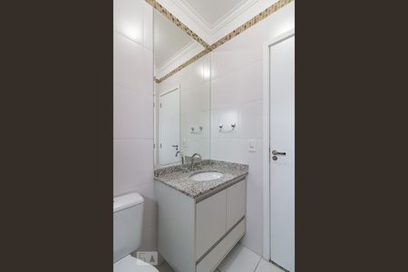 Apartamento à venda com 106m², 3 quartos e 2 vagasBanheiro quarto 3 suíte