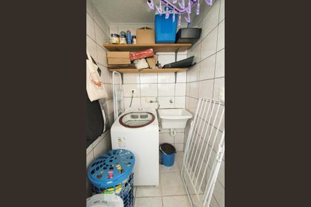 Área de  Serviço  de apartamento para alugar com 2 quartos, 58m² em Rudge Ramos, São Bernardo do Campo