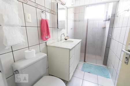 Banheiro de apartamento para alugar com 2 quartos, 58m² em Rudge Ramos, São Bernardo do Campo