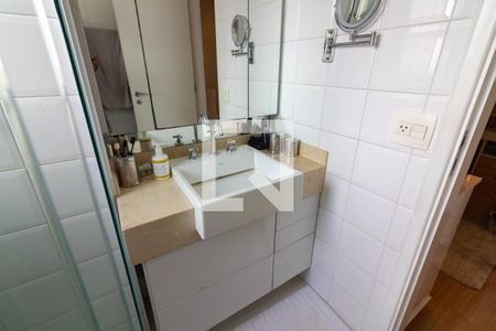 Apartamento para alugar com 60m², 2 quartos e 1 vagaBanheiro, suíte 