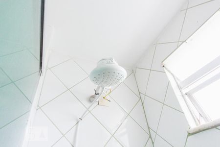 Banheiro de apartamento para alugar com 2 quartos, 56m² em Vargem Pequena, Rio de Janeiro