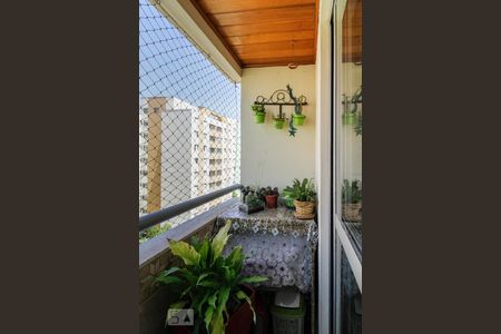 Varanda de apartamento para alugar com 2 quartos, 58m² em Parque Continental, São Paulo