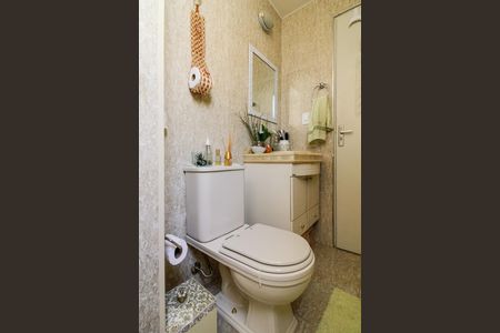 Banheiro de apartamento para alugar com 2 quartos, 58m² em Parque Continental, São Paulo