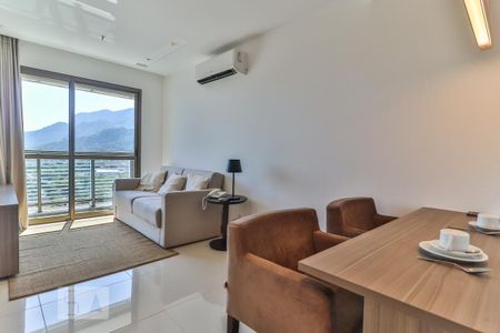 Apartamento para alugar com 34m², 1 quarto e 1 vagaSala