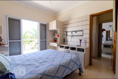 Casa à venda com 311m², 4 quartos e 5 vagas Casa à venda com 311m², 4 quartos e 5 vagasAndar superior - Suíte 3