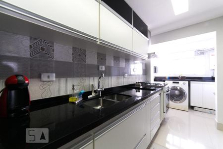 Apartamento para alugar com 84m², 3 quartos e 2 vagas Apartamento para alugar com 84m², 3 quartos e 2 vagasCozinha
