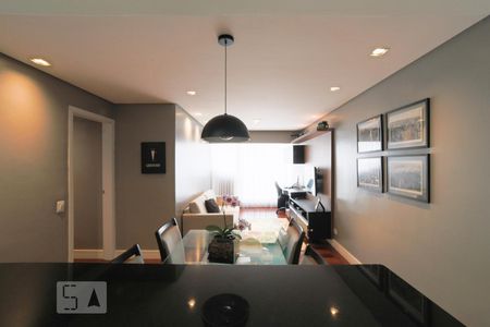 Apartamento para alugar com 84m², 3 quartos e 2 vagas Apartamento para alugar com 84m², 3 quartos e 2 vagasCozinha