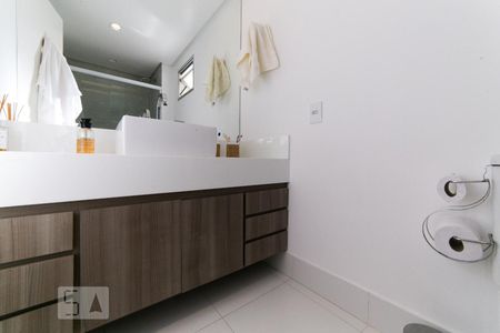Apartamento para alugar com 84m², 3 quartos e 2 vagas Apartamento para alugar com 84m², 3 quartos e 2 vagasSuíte