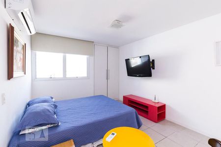 Sala/dormitório de kitnet/studio para alugar com 1 quarto, 30m² em Centro, Rio de Janeiro