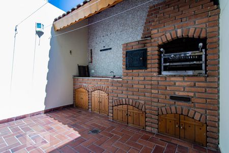 Casa para alugar com 150m², 2 quartos e 1 vaga Casa para alugar com 150m², 2 quartos e 1 vagaárea da churrasqueira 2