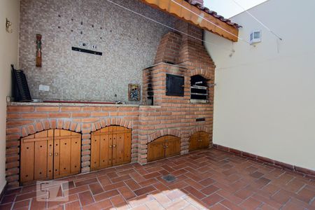 Casa para alugar com 150m², 2 quartos e 1 vaga Casa para alugar com 150m², 2 quartos e 1 vagaárea da churrasqueira