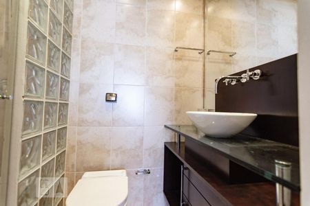 Casa para alugar com 150m², 2 quartos e 1 vaga Casa para alugar com 150m², 2 quartos e 1 vagabanheiro do segundo quarto