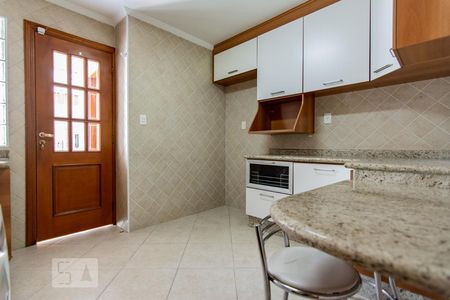 Casa para alugar com 150m², 2 quartos e 1 vaga Casa para alugar com 150m², 2 quartos e 1 vagacozinha