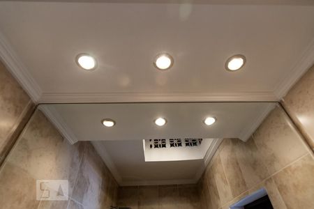 Casa para alugar com 150m², 2 quartos e 1 vaga Casa para alugar com 150m², 2 quartos e 1 vagaluzes do espelho do banheiro do segundo quarto