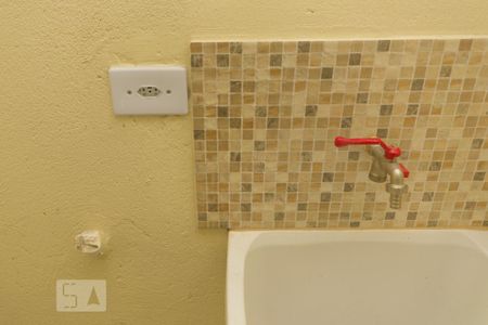Casa para alugar com 28m², 1 quarto e sem vaga Casa para alugar com 28m², 1 quarto e sem vagaDetalhe da área de serviço