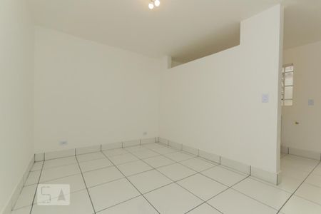 Quarto de casa para alugar com 1 quarto, 28m² em Saúde, São Paulo