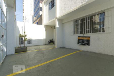 Studio para alugar com 30m², 1 quarto e sem vaga Studio para alugar com 30m², 1 quarto e sem vagaGaragem