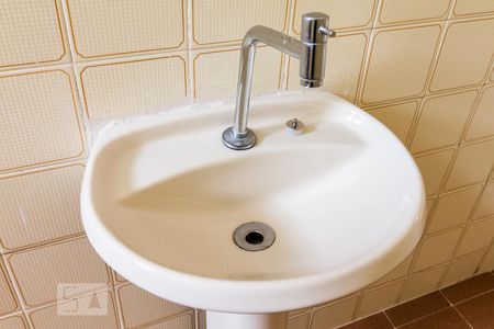 Casa à venda com 80m², 2 quartos e 1 vagaDetalhe pia 