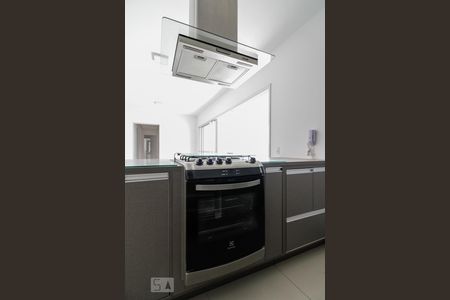 Apartamento para alugar com 98m², 3 quartos e 2 vagasCozinha