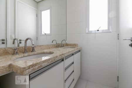 Apartamento para alugar com 98m², 3 quartos e 2 vagasBanheiro Suítes 1 e 2