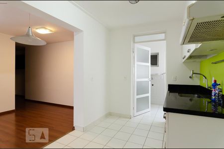 Cozinha de apartamento à venda com 2 quartos, 72m² em Bosque, Campinas