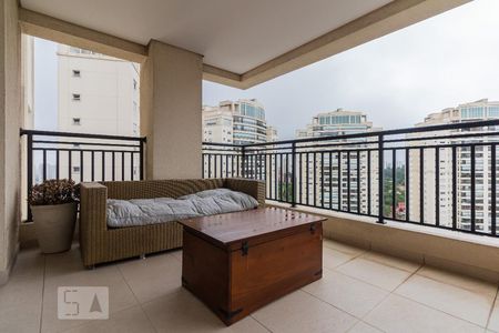 Varanda de apartamento para alugar com 4 quartos, 223m² em Jardim Marajoara, São Paulo