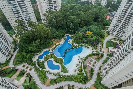 Apartamento para alugar com 223m², 4 quartos e 4 vagas Apartamento para alugar com 223m², 4 quartos e 4 vagasVista Piscina