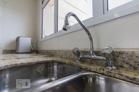 Apartamento para alugar com 223m², 4 quartos e 4 vagas Apartamento para alugar com 223m², 4 quartos e 4 vagasCozinha