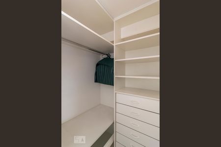 Apartamento para alugar com 37m², 1 quarto e 1 vagaCloset suíte