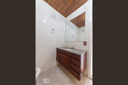 Banheiro de apartamento à venda com 3 quartos, 89m² em Vila Satúrnia, Campinas