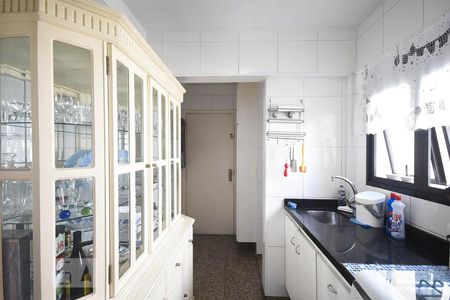 Apartamento para alugar com 117m², 3 quartos e 3 vagasCozinha