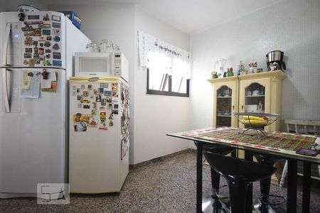 Apartamento para alugar com 117m², 3 quartos e 3 vagasCopa