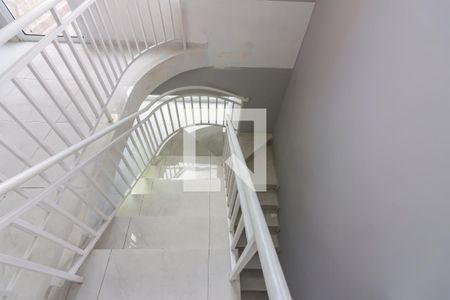 Apartamento para alugar com 186m², 3 quartos e 3 vagasEscada