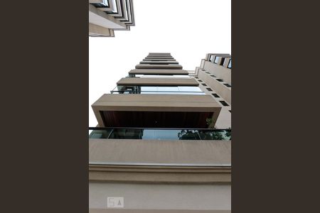 Apartamento à venda com 180m², 4 quartos e 4 vagasFachada