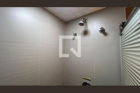 Studio para alugar com 42m², 1 quarto e 1 vaga Studio para alugar com 42m², 1 quarto e 1 vagaBanheiro