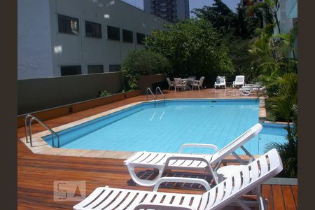 Apartamento para alugar com 50m², 1 quarto e 1 vaga Apartamento para alugar com 50m², 1 quarto e 1 vagaPiscina