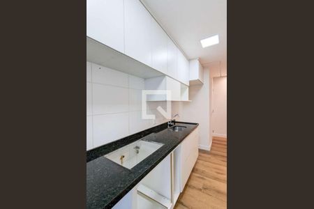 Apartamento para alugar com 74m², 3 quartos e 2 vagas Apartamento para alugar com 74m², 3 quartos e 2 vagasCozinha