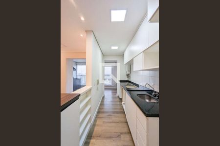 Apartamento para alugar com 74m², 3 quartos e 2 vagas Apartamento para alugar com 74m², 3 quartos e 2 vagasCozinha